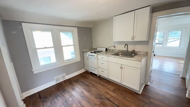 Foto del edificio - 1024 Livingston Ave