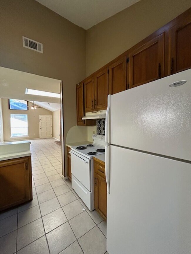 Foto del edificio - 12784 Brogdon Ln