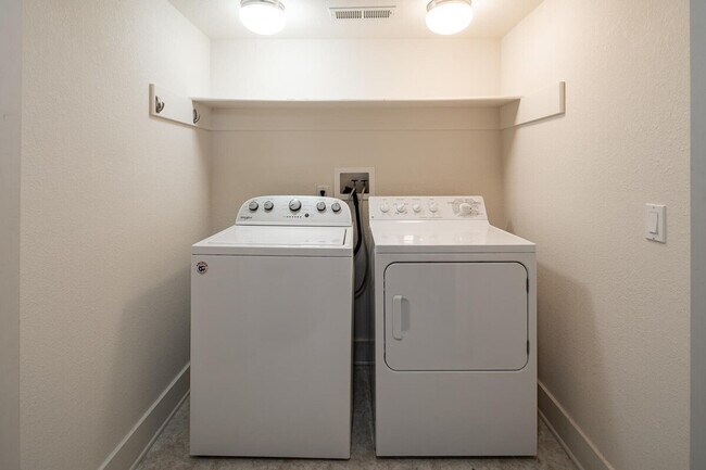 Foto del edificio - c4 Saddle Ridge Rd