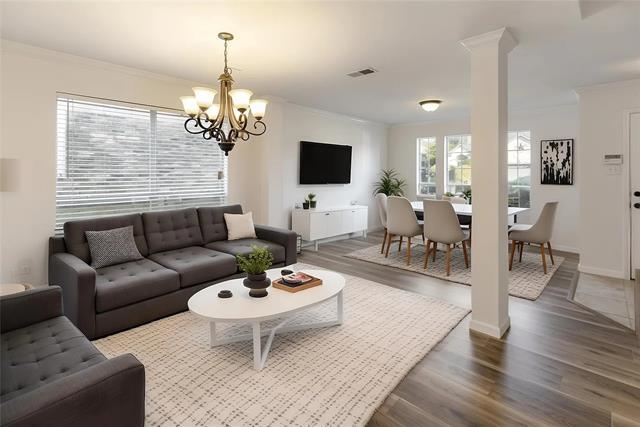 Foto del edificio - 813 Silverbrook Dr