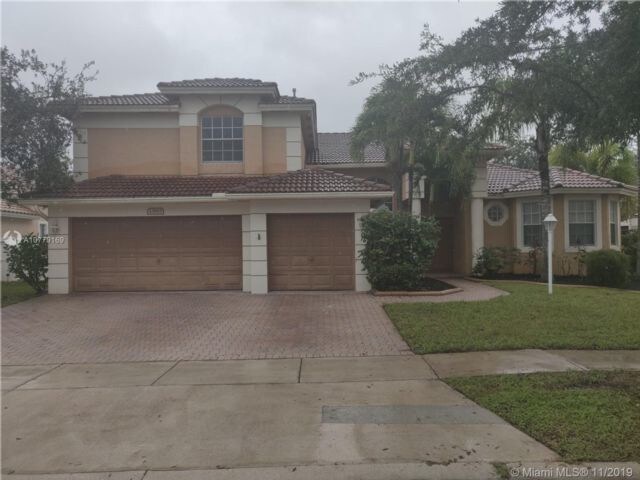 Foto principal - 11401 Pines Blvd