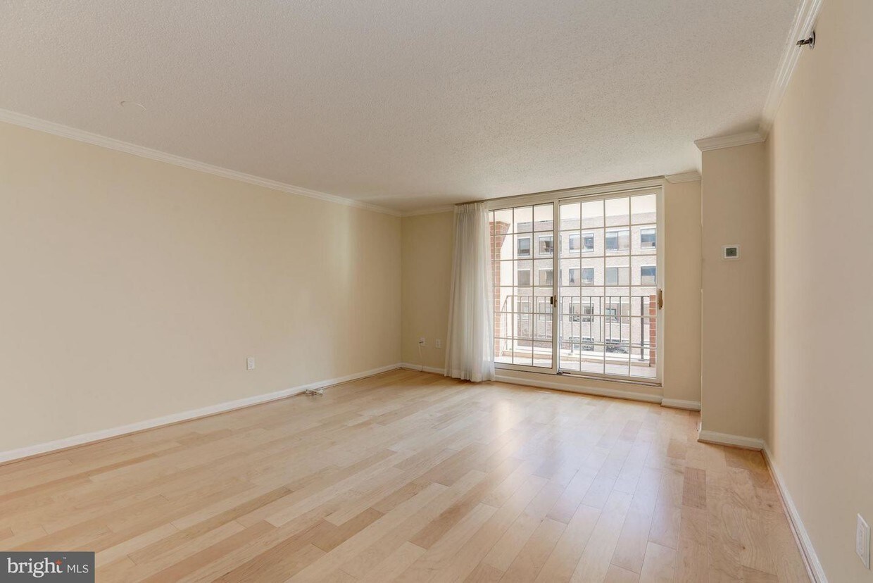 Primary Photo - 1230 23rd St NW