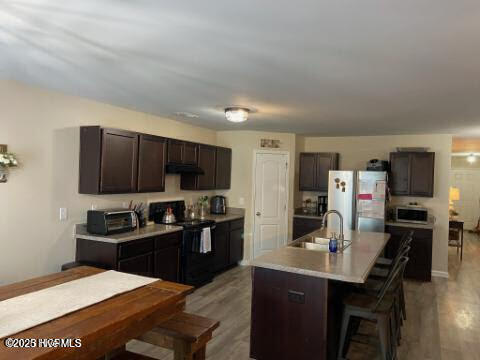 Foto del edificio - 1103 Farmhouse Ln