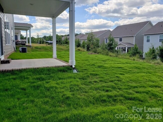 Building Photo - 1127 Walbury Hl