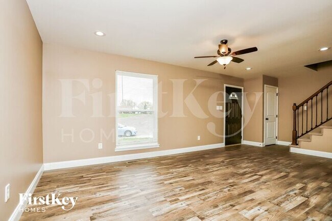 Building Photo - 2835 Pinebrook Ct
