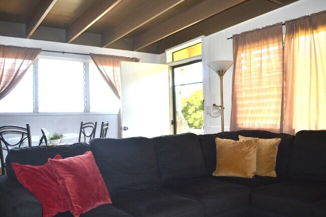 Foto del edificio - 47-381-381 Ahuimanu Rd