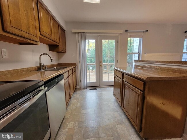 Building Photo - 12027 Swallow Falls Ct