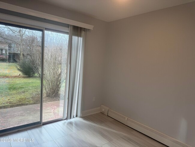 Building Photo - 96 East Ave