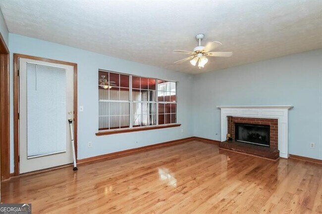 Foto del edificio - 3815 Landgraf Cove