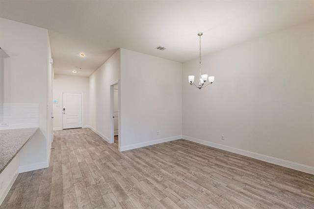 Foto del edificio - 10925 Klondike Ln