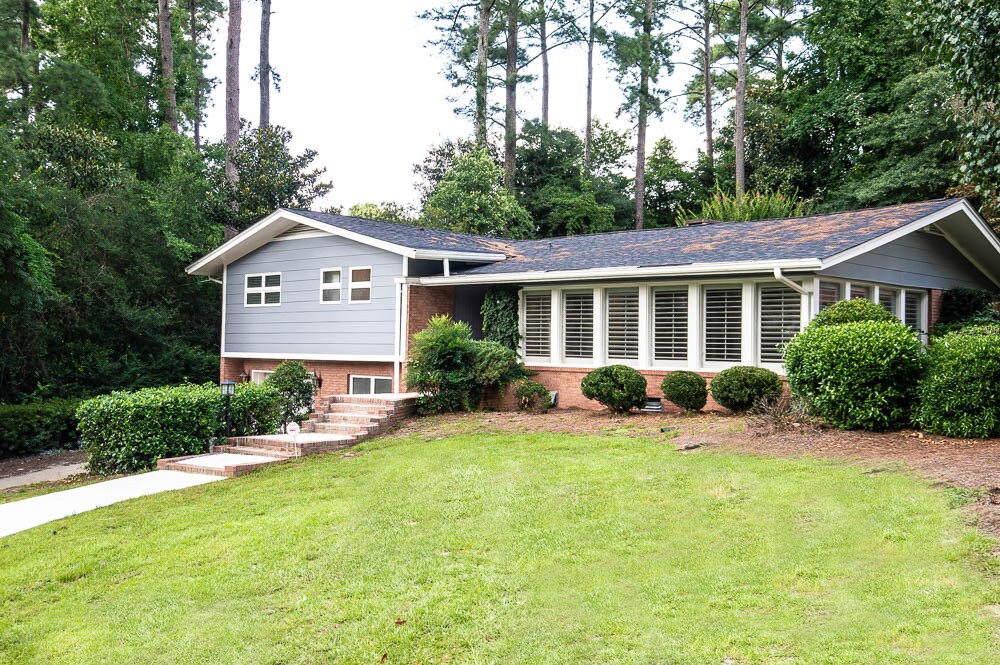 2224 Mirror Lake Dr, Fayetteville, NC 28303 House Rental in