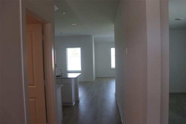 Building Photo - 3807 Wickley Park Way