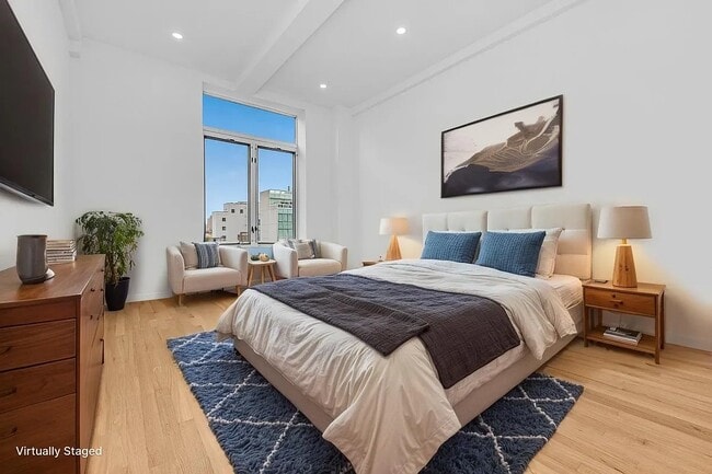 Building Photo - 97 Grand St