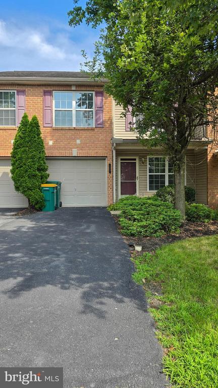 Foto del edificio - 1227 Cross Creek Dr