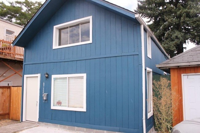 Building Photo - 4 br, 1 bath House - 6712 SE Pardee St #A