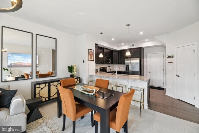 Building Photo - 10960 Presidential Pkwy