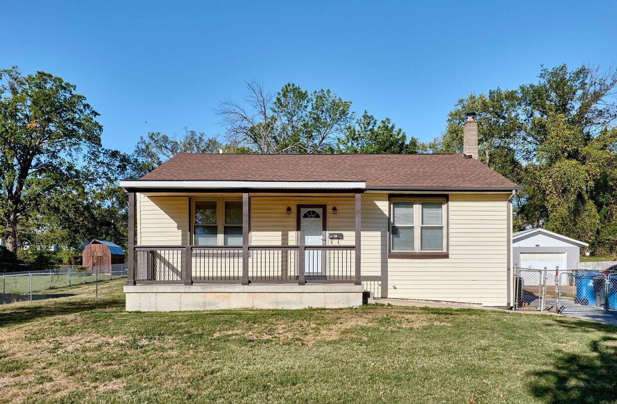 Foto principal - 2313 Burns Ave