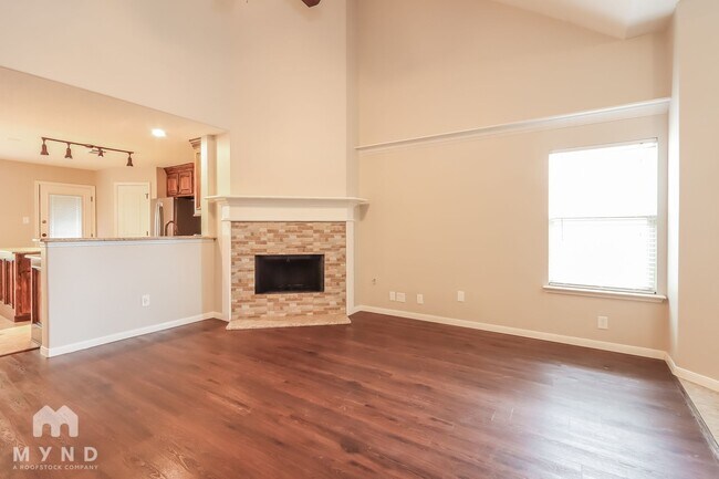 Foto del edificio - 18421 Sunrise Pines Dr
