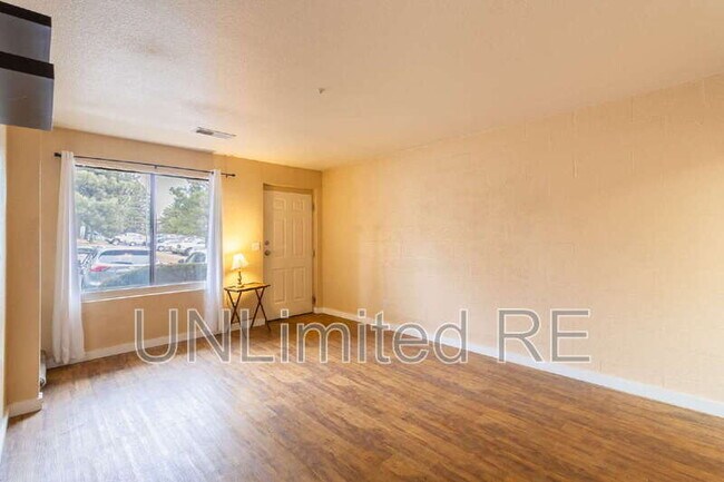 Foto del edificio - 6315 St Nicholas Cir