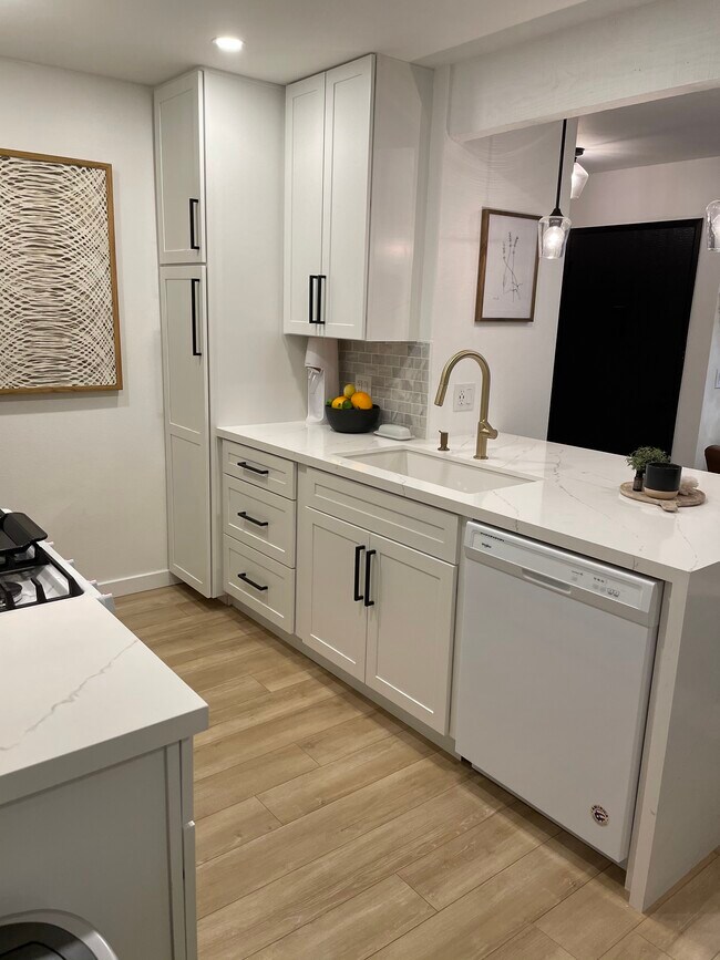 Foto del edificio - 215 Wichita Ave