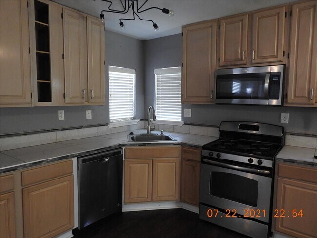 Building Photo - 5202 Katy Hockley Rd
