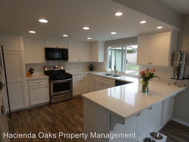Building Photo - 4 br, 3 bath House - 4218 Hibiscus Court