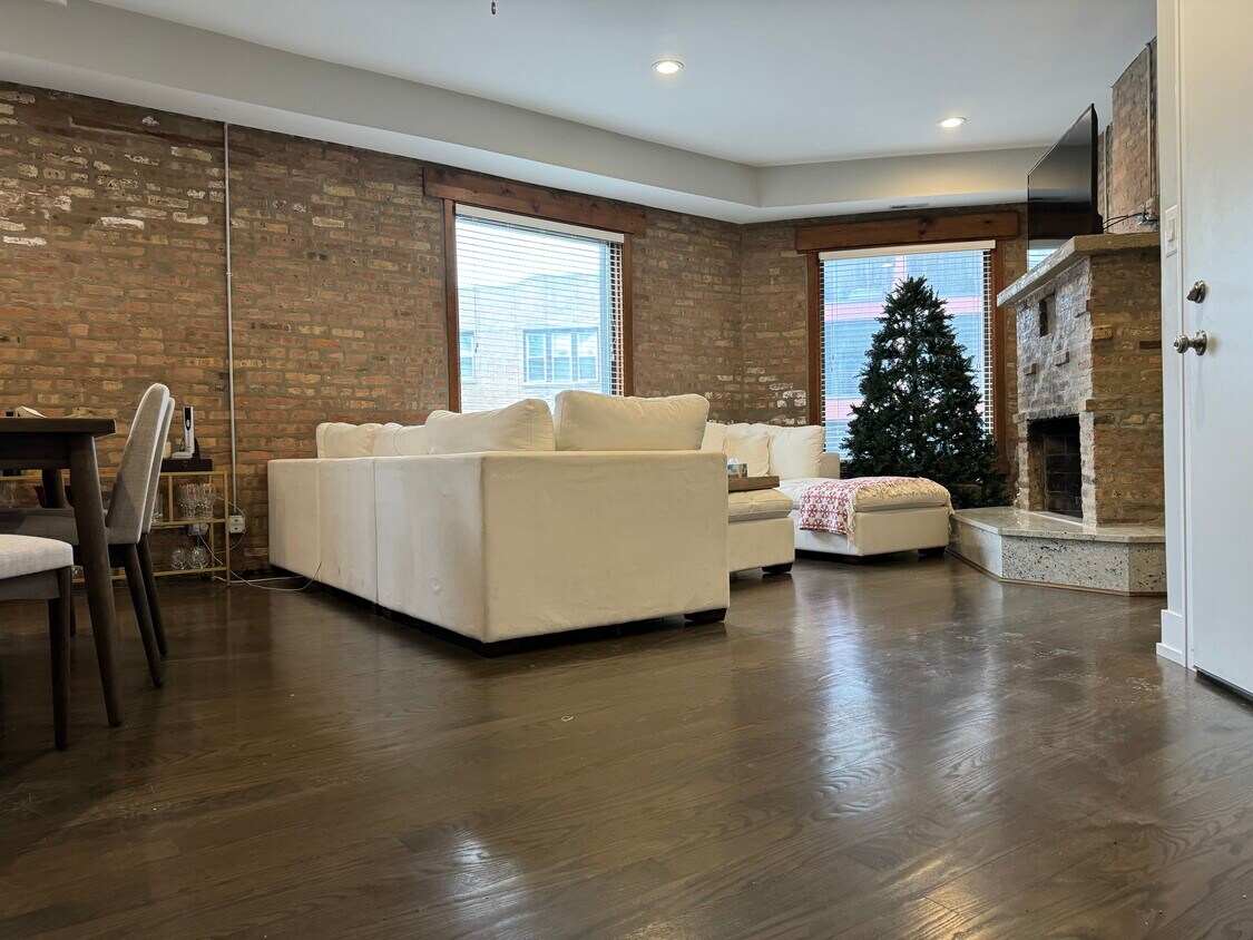 Foto principal - 2128 N Sedgwick St