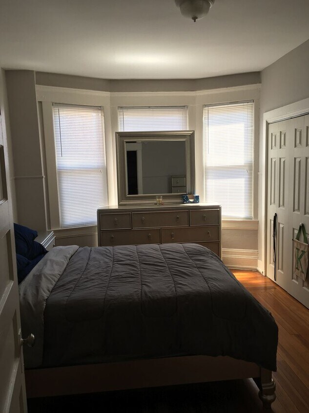 Foto principal - Spacious State St 1BR - Near Yale SOM