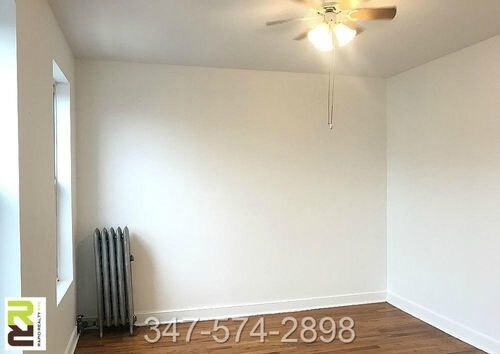 Building Photo - 320 42nd St