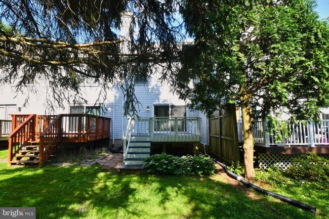 Building Photo - 346 Barrister Ct