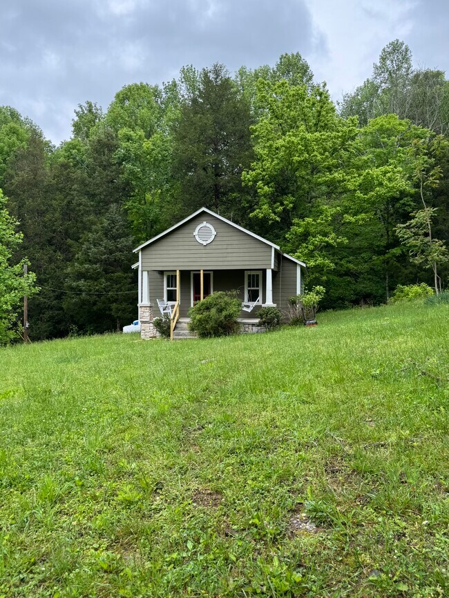 Building Photo - 6016 Calfkiller Hwy