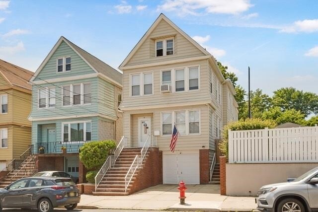 Foto principal - 36 E 4th St