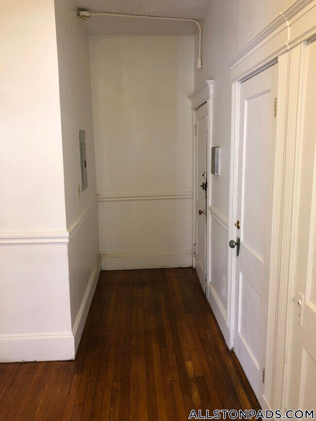 Foto del edificio - 1254 Commonwealth Ave