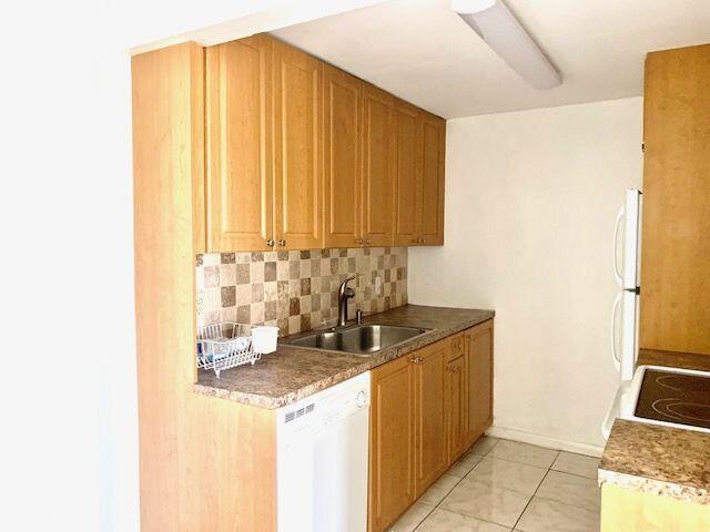 Foto del edificio - 4071 Yarmouth E