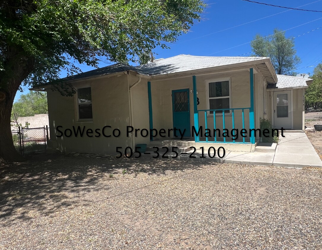 1107 N Auburn Ave, Farmington, NM 87401 House Rental in Farmington