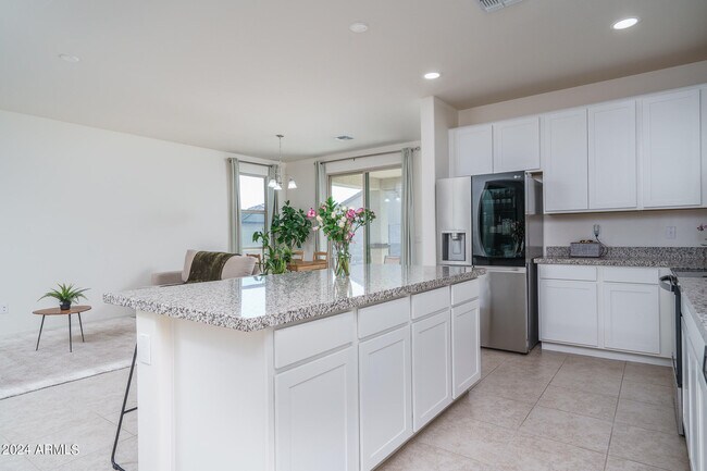 Building Photo - 17945 W Monte Lindo Ln