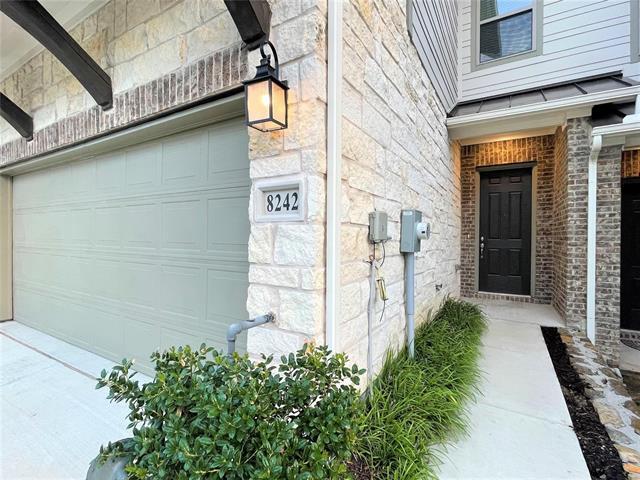 Foto del edificio - 8242 Primrose Wy