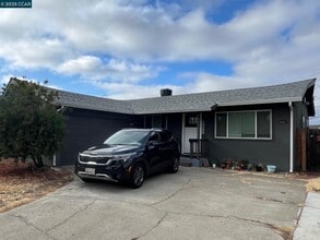 Building Photo - 4274 Armand Dr