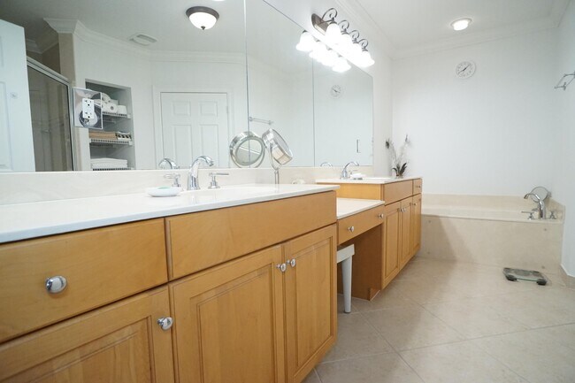 Foto del edificio - 800 Juno Ocean Walk