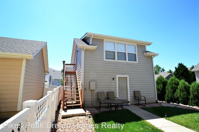 Building Photo - Studio, 1 bath House - 2404 St Paul Drive ...