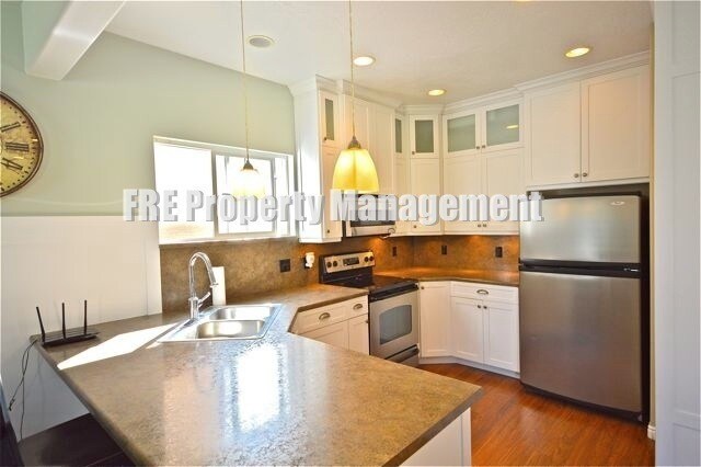 Building Photo - Phenomenal 3 Bedroom Lehi Home