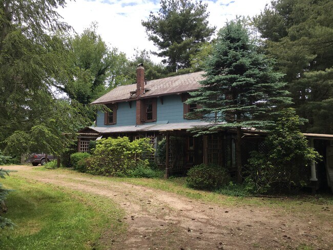 Foto del edificio - 1924 Plain Grove Rd