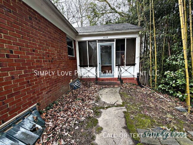 Building Photo - 4526 Albion Rd