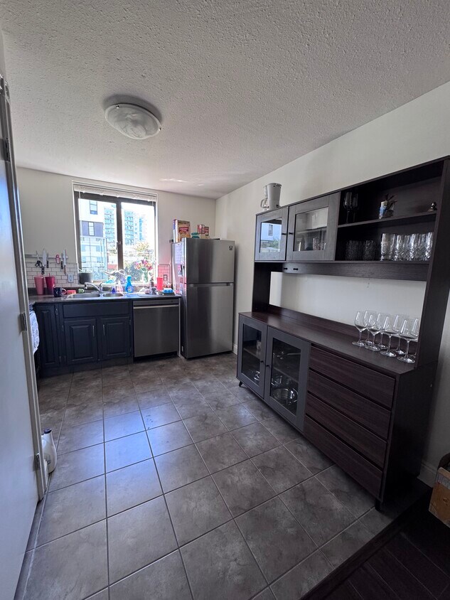 Photo principale - 1026 Johnson St