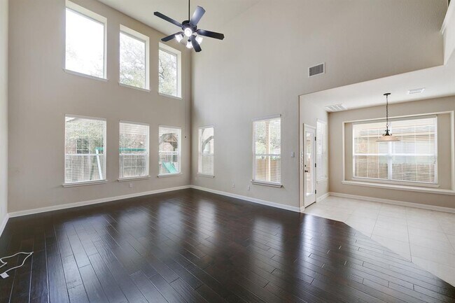 Building Photo - 209 Abilene Ln