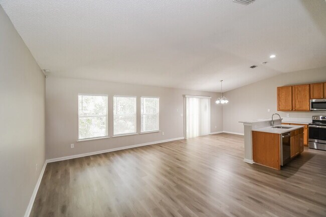 Foto del edificio - 9616 Clinton Corners Dr W