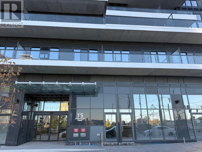 Building Photo - 15 Watergarden Dr