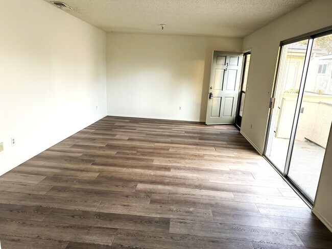 Foto del edificio - 10636 Chestnut St