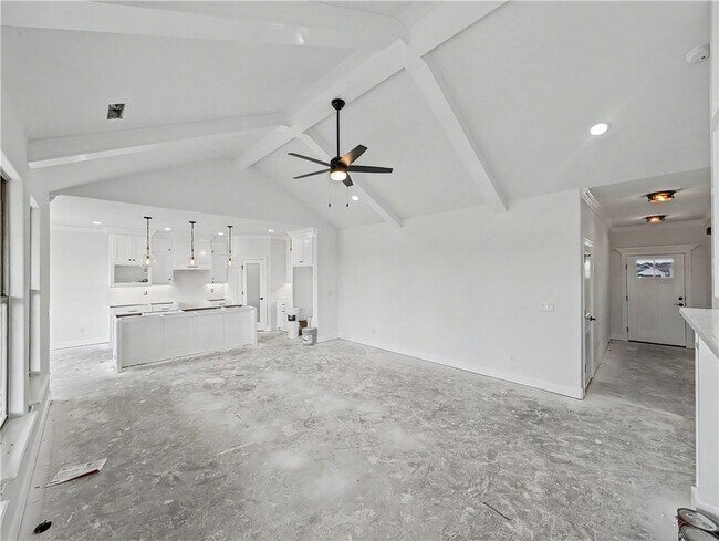 Foto del edificio - 7767 Scenic Vly Ave
