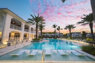 Building Photo - Elan Palm Reserve